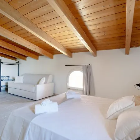 Palazzo Della Torre 202- Modern Historic Appartement