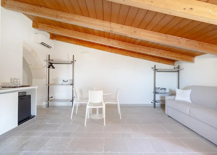 Palazzo Della Torre 202- Modern Historic Appartement *