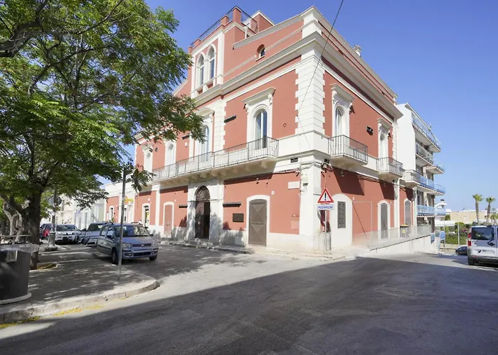 Palazzo Della Torre 202- Modern Historic Appartement Bari