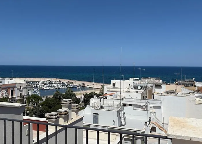 Palazzo Della Torre 202– Modern Historic Appartamento Bari